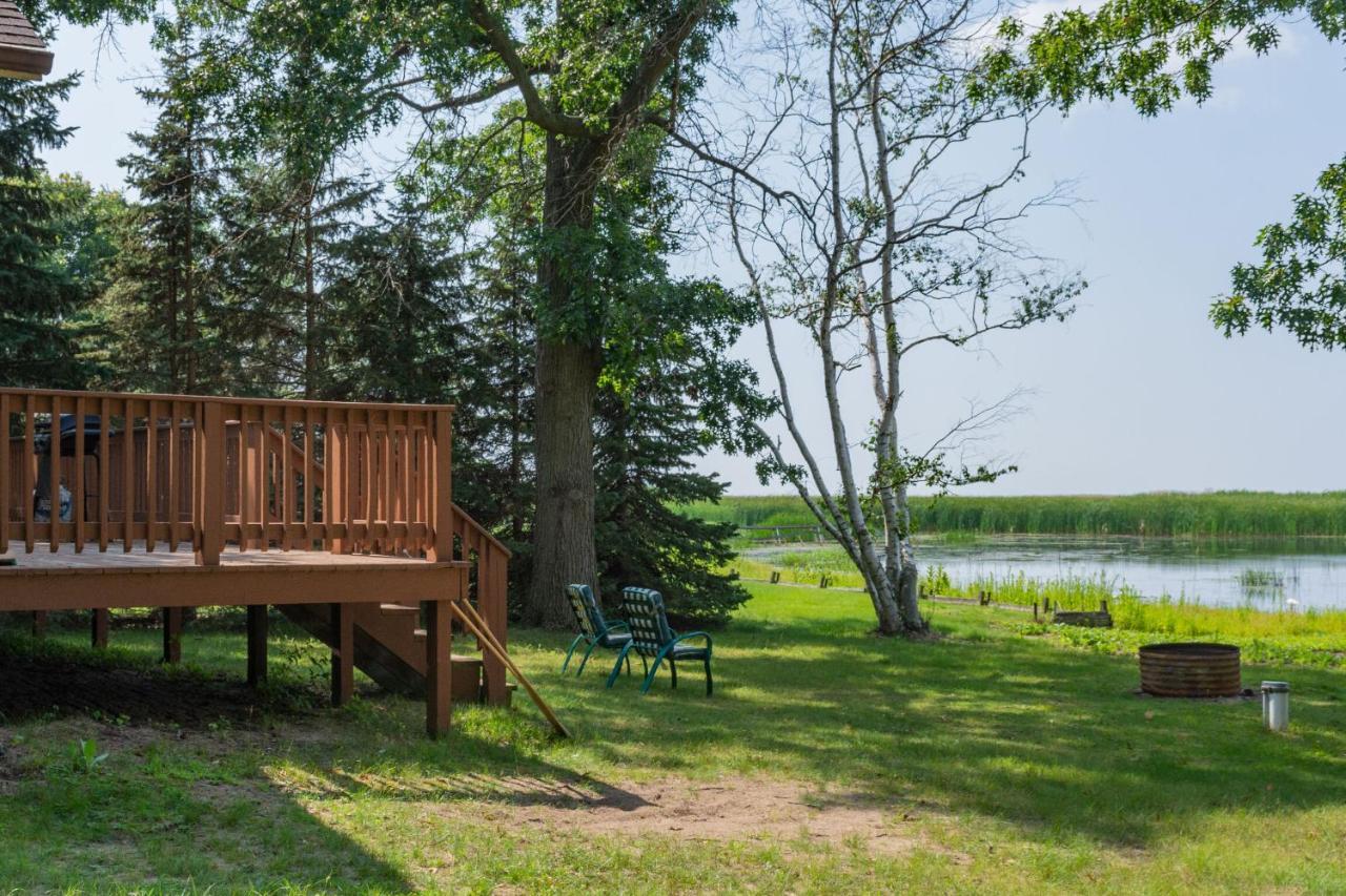 Lakeview & Wildlife Au Gres Екстериор снимка